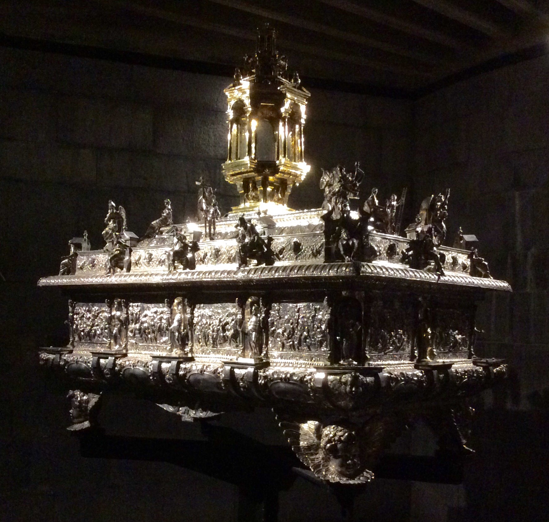 Cassa processionale corpus domini